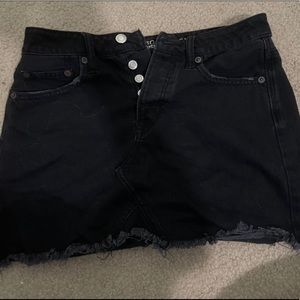 Worn once new condition american eagle jean skirt